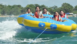 donat-boat-anyer